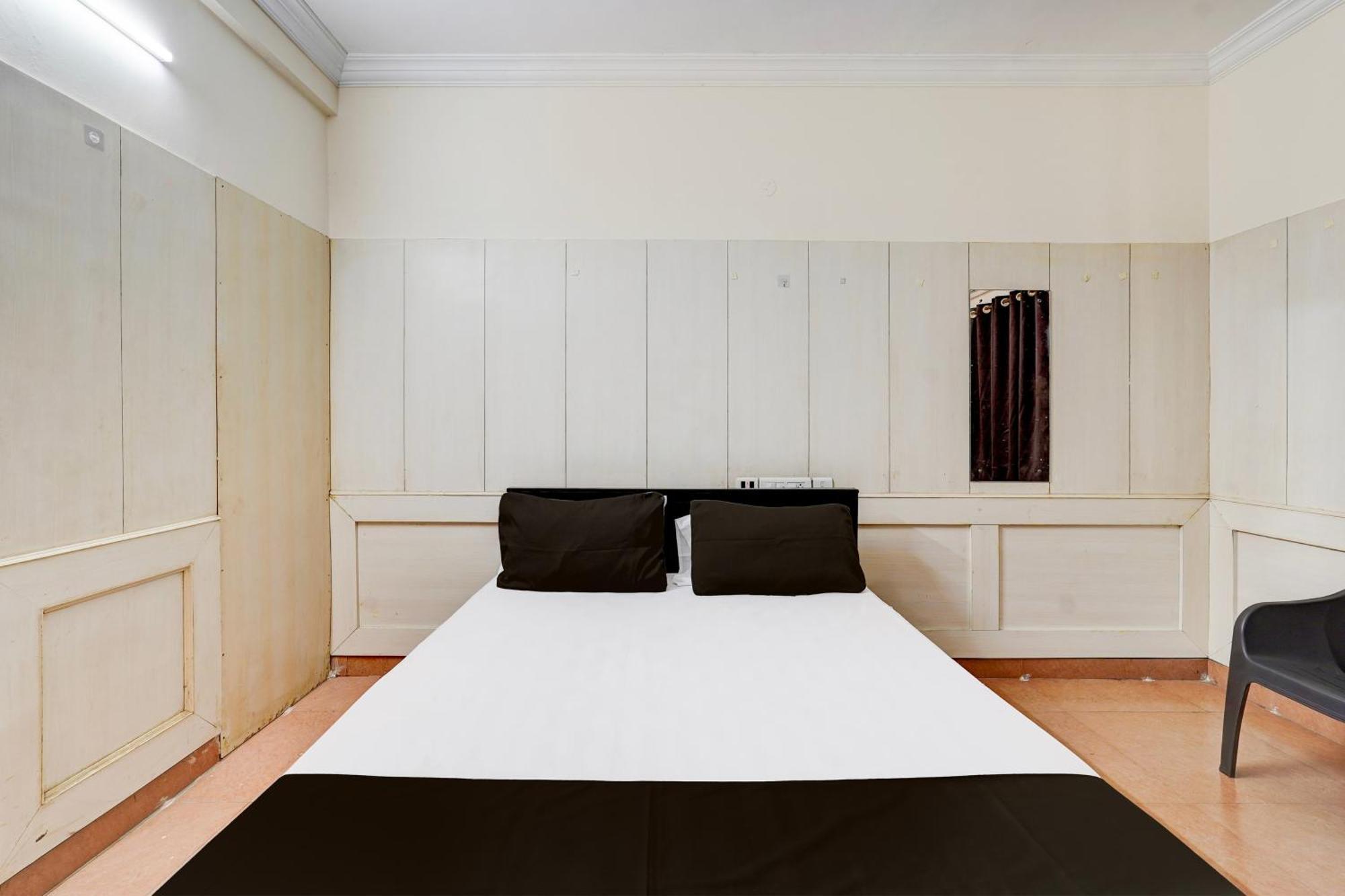Hotel O Nest Inn Csennai Kültér fotó