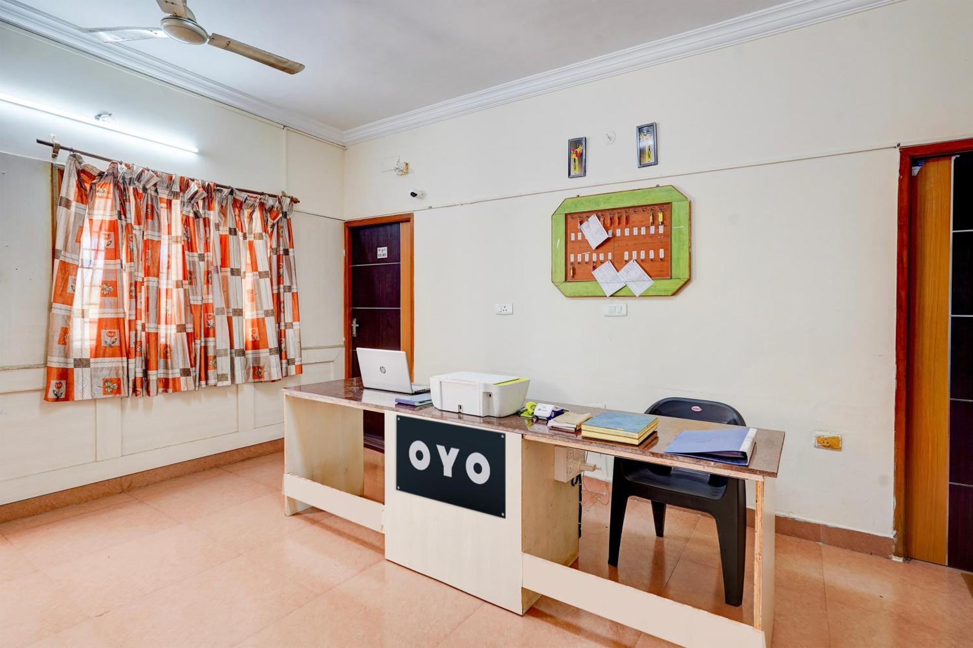 Hotel O Nest Inn Csennai Kültér fotó